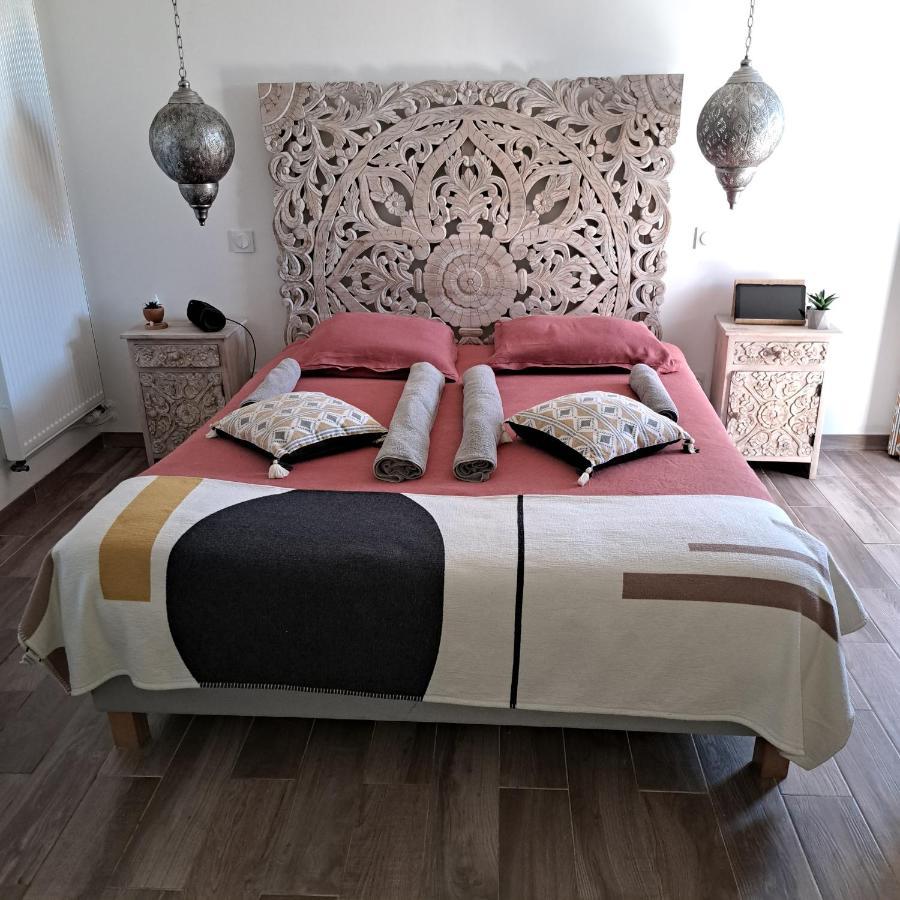 Chambre D'Hotes Des Loyes Jaillans Экстерьер фото